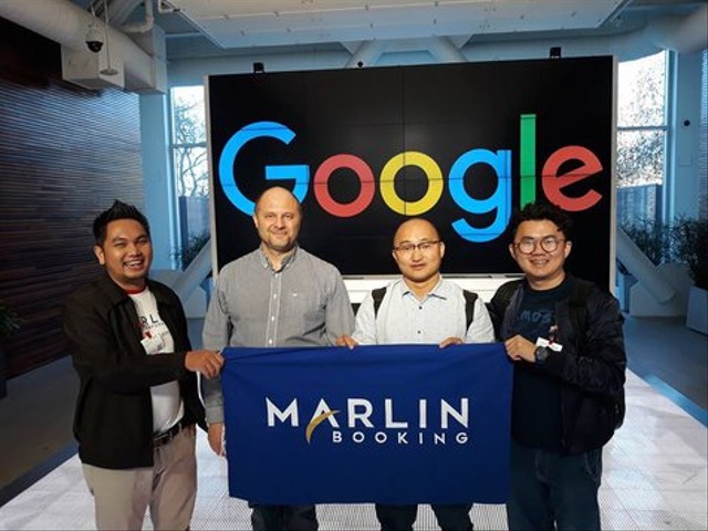 Ali Sadikin (dua dari kanan, berkacamata) (Foto:ist)