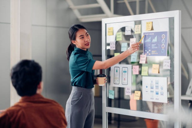 Ilustrasi mencari cara menemukan peluang bisnis. Foto: iStock