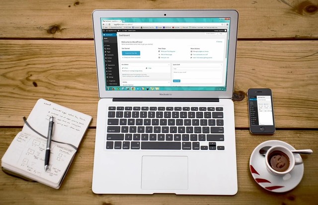 ilustrasi bisnis jasa pembuatan website (pixabay.com)