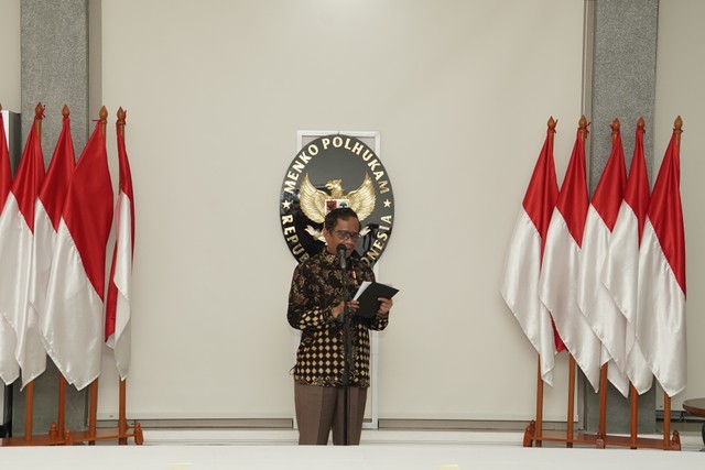 Dok. KEMITRAAN. Menteri Koordinator Politik, Hukum dan Keamanan saat memberi sambutan dalam MoU antara Kemenko Polhukam dan KEMITRAAN 
