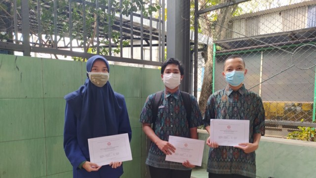 Pembimbingan Program Mendesain Bangunan Inovatif Bagi Siswa SMK Teknik Gambar Bangunan