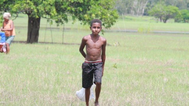 Masyarakat di Dusun Rawa Teal Merauke. (BumiPapua.com/Abdel Syah) 