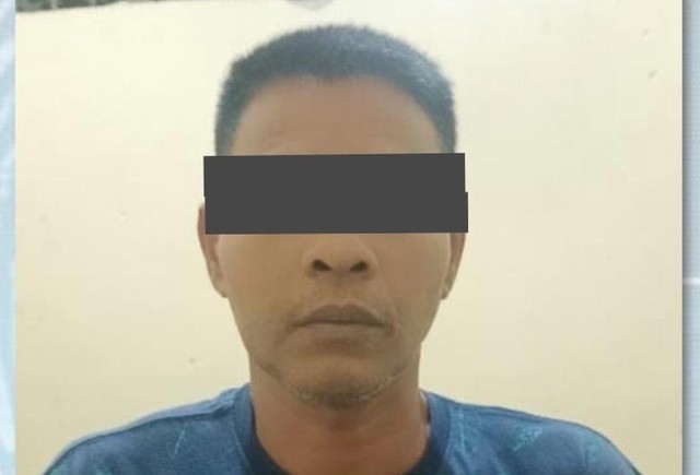 Tim gabungan Ditreskrimum Polda Aceh dan Aceh Barat berhasil menangkap seorang pelaku penembakan Pos Pol Desa Manggi, Kecamatan Panton Reu yang terjadi pada Kamis (28/10). Foto: Dok. Istimewa