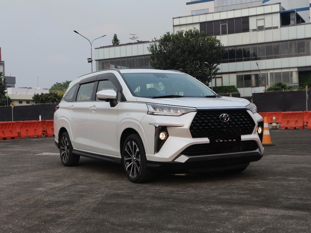 All new Toyota Veloz 2021 generasi kedua. Foto: Ghulam Muhammad Nayazri / kumparanOTO