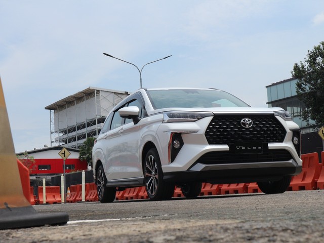 Toyota Avanza 2021 generasi ketiga. Foto: Ghulam Muhammad Nayazri / kumparanOTO
