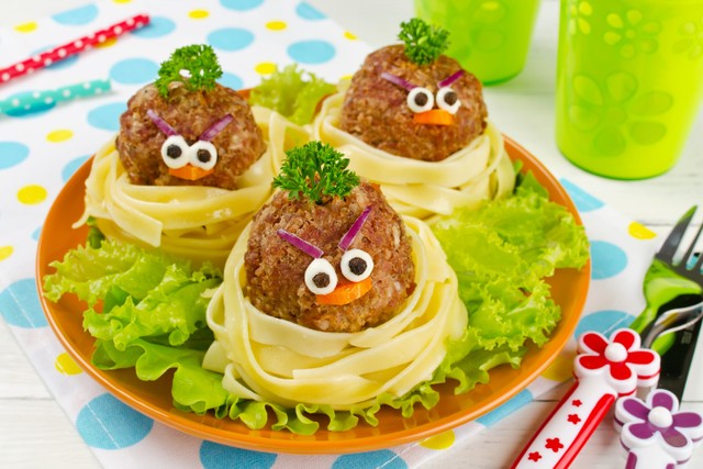 Ilustrasi MPASI bakso ayam. Foto: Shutterstock