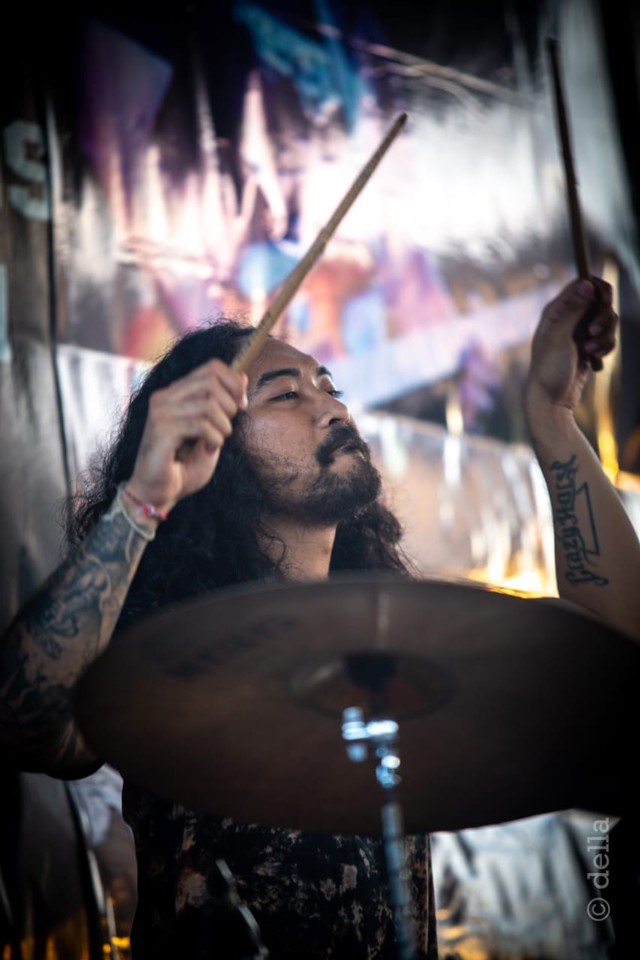 Gus Aby kini menggantikan posisi Wayan Kunyit Suwitra di Crazy Horse Band- IST