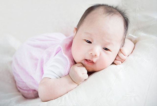 Ilustrasi nama bayi perempuan Tionghoa dan artinya (Sumber: Freepik)