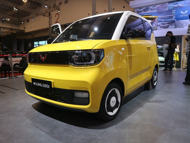 Mobil listrik Wuling Mini EV berbasis GSEV. Foto: Ghulam Muhammad Nayazri / kumparanOTO