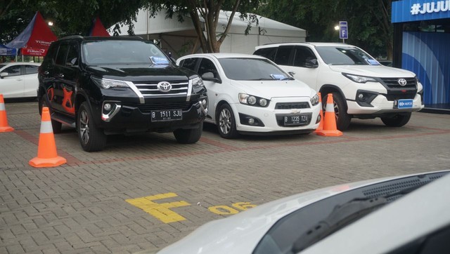 Mobil bekas yang sudah terjual di titik inspeksi OLX Autos Foto: dok. Muhammad Haldin Fadhila/kumparan