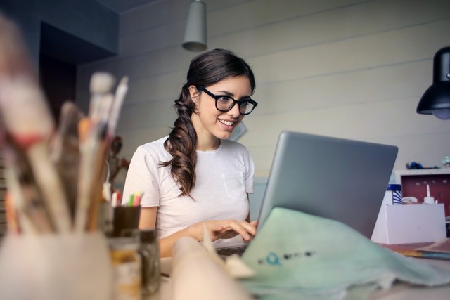 Ilustrasi menggunakan Microsoft Word. Foto: Pexels