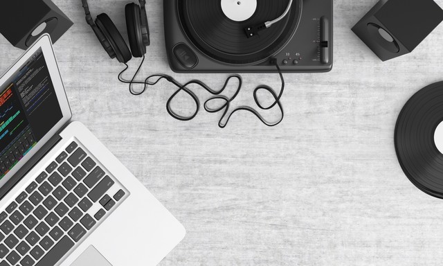 Cara Menyambungkan Bluetooth Laptop ke Speaker. Sumber foto: Pexels