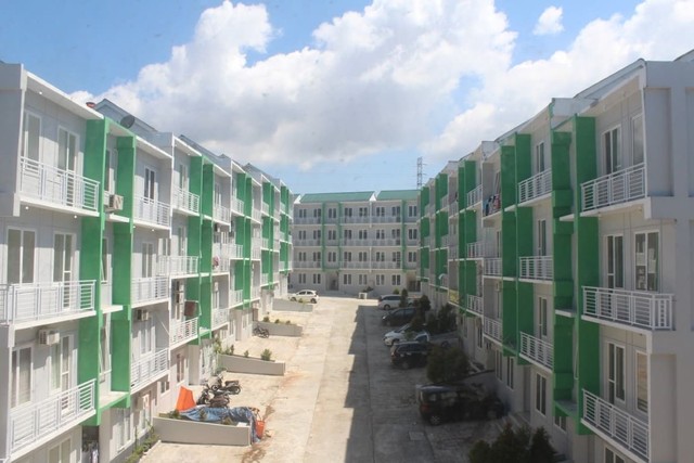 Pembangunan properti milik PT Karya Bersama Anugerah Tbk (KBAG). Foto: KBAG