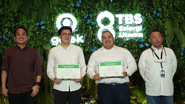 Gojek dan TBS Energi Utama (TOBA) kolaborasi dirikan perusahaan Electrum untuk bangun ekosistem kendaraan listrik. Foto: Dok. TOBA