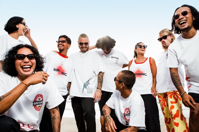 Koleksi kaus eksklusif Bintang dok Bintang