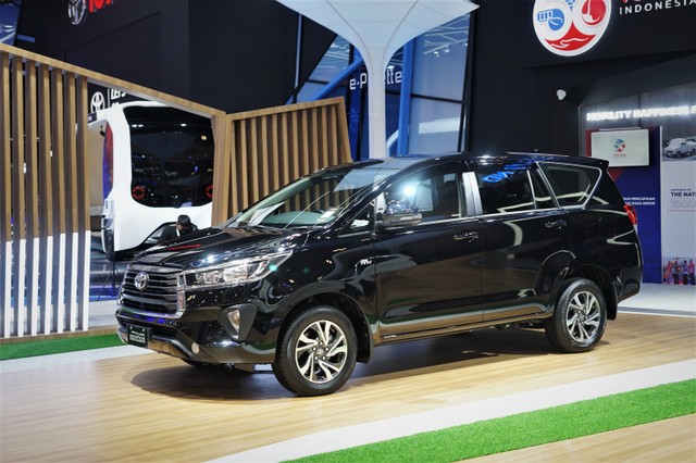 Toyota Innova di GIIAS 2021 Foto: Muhammad Ikbal/kumparan