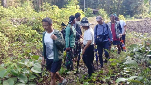 Penangkapan 6 WNA Tiongkok di Waropen. (Dok Pendam Cenderawasih)