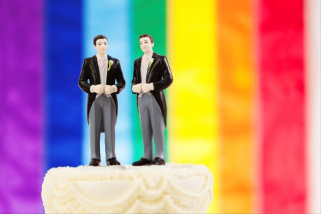https://unsplash.com/s/photos/lgbt-marriage