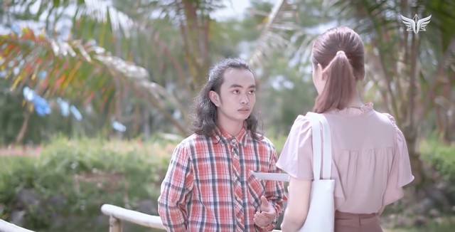 Potongan klip video lagu Sia Sia Berjuang yang dinyanyikan oleh Tri Suaka featuring Zidan. Foto: YouTube/triangle.