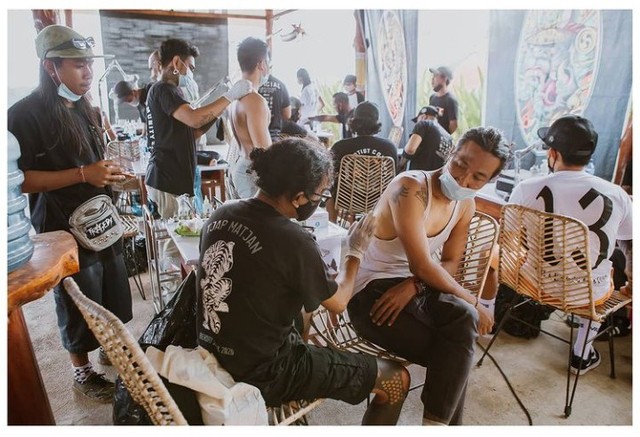 Aktivitas pembuatan tato - IST