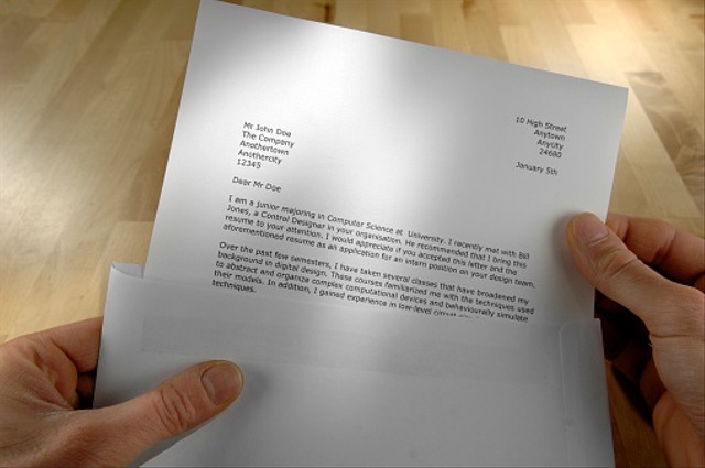 Ilustrasi cara membuat application letter. Sumber: Unsplash