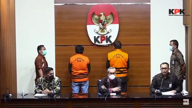 KPK jerat mantan Direktur PTPN XI Budi Adi Prabowo sebagai tersangka, Kamis (25/11). Foto: Dok. Istimewa