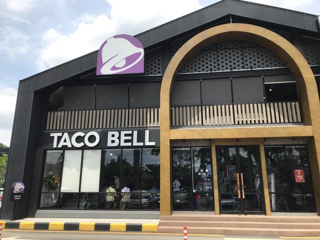Gerai Taco Bell di Pantai Indah Kapuk. Foto: Adhie Ichsan/kumparan