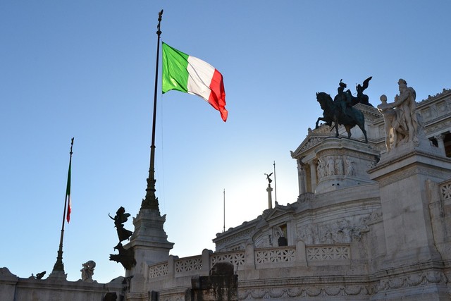 Ilustrasi bendera Italia. Foto: Shutter Stock