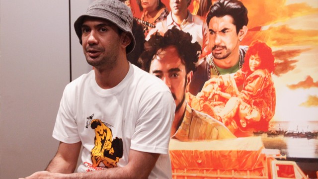 Reza Rahadian saat berbincang bersama wartawan di Yogyakarta, Minggu (28/11). Foto: Widi Erha Pradana