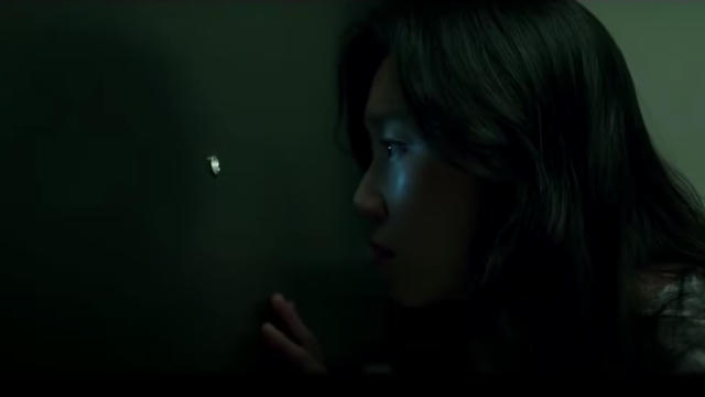 Cuplikan trailer film Door Lock (dok. Youtube/Eon Talk)