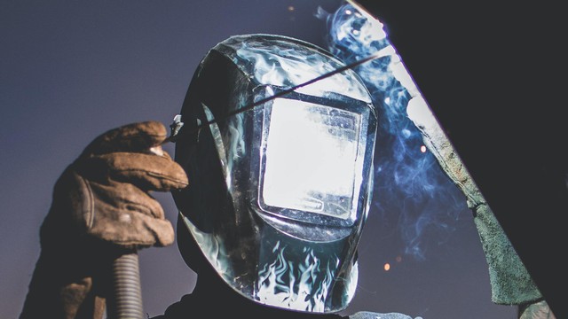 Inovasi Augmented Reality untuk Pengelasan Bawah Laut. Gambar: Max LaRochelle on Unsplash