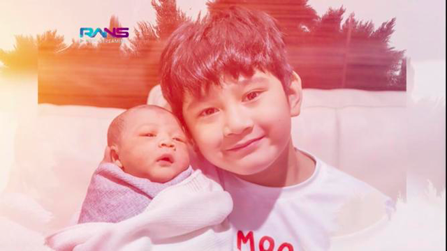 Raffi Ahmad ungkap anak pertamanya, Rafathar Malik Ahmad, caper hingga cemburu dengan kehadiran sang adik. Foto: YouTube Rans Entertainment.