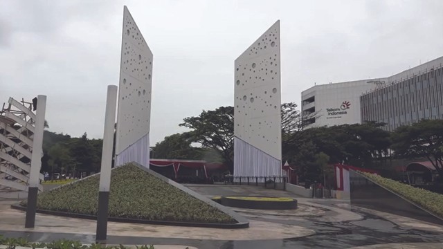 Peresmian Monumen COVID-19 di Bandung. Foto: SS @youtube