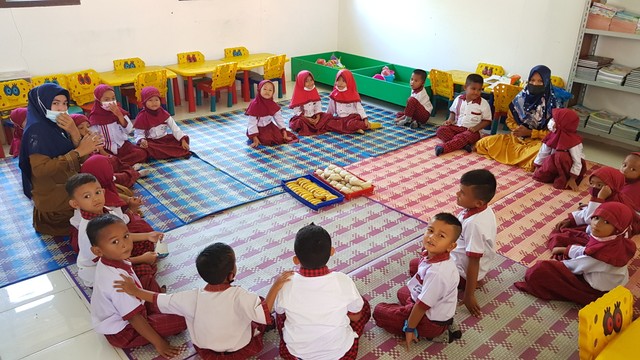 Ilustrasi kelas anak TK di Aceh Jaya. Foto: Adi Warsidi/acehkini