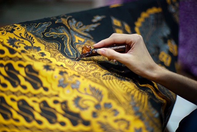 Ilustrasi batik Pekalongan. Foto: Pixabay