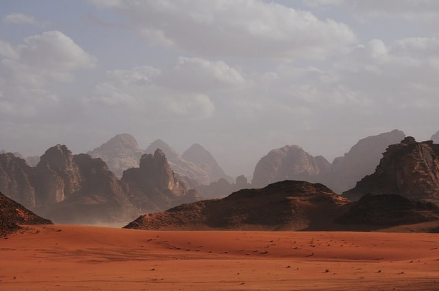 Keberadaan gurun di Australia. Sumber: unsplash.com