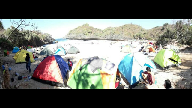Suasana camping Pantai Sedahan (16/06/2021). Sumber: Dokumen pribadi oleh Tasya Fariyanti