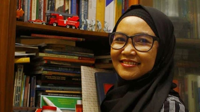 Komisioner Komnas Perempuan, Siti Aminah Tardi. Foto: Instagram/@bacaan_pedas