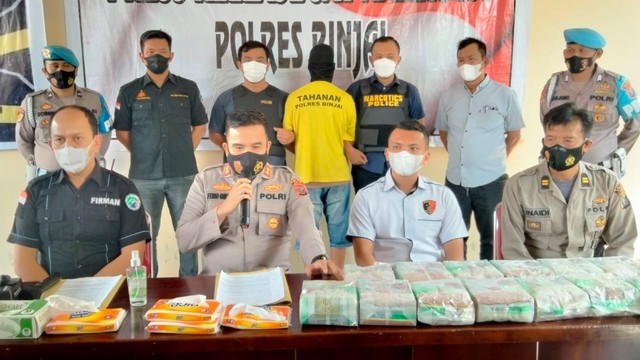 Kapolres Binjai AKBP Ferio Sano Ginting, saat memaparkan kasus pengungkapan 13 kg sabu. Foto: Dok. Istimewa
