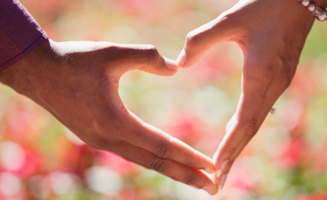 Ilustrasi arti dan makna witing tresno jalaran soko kulino bagi orang Jawa, sumber foto oleh Jasmine Carter dari Pexels