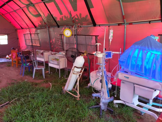 Keterangan foto: Lima bayi dirawat di tenda BPBD. Foto: istimewa.