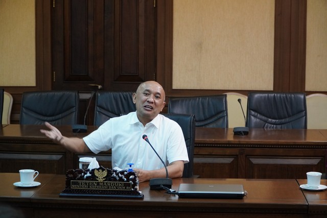 Menteri Koperasi dan UKM memberikan sambutan, dokumentasi: ISI Yogyakarta