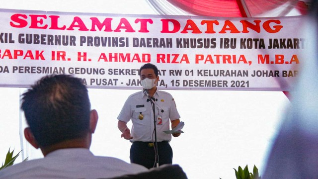 Wagub DKI Ahmad Riza Patria resmikan gedung sekretariat RW dan sarana pendidikan di Johar Baru. Foto: PPID DKI Jakarta