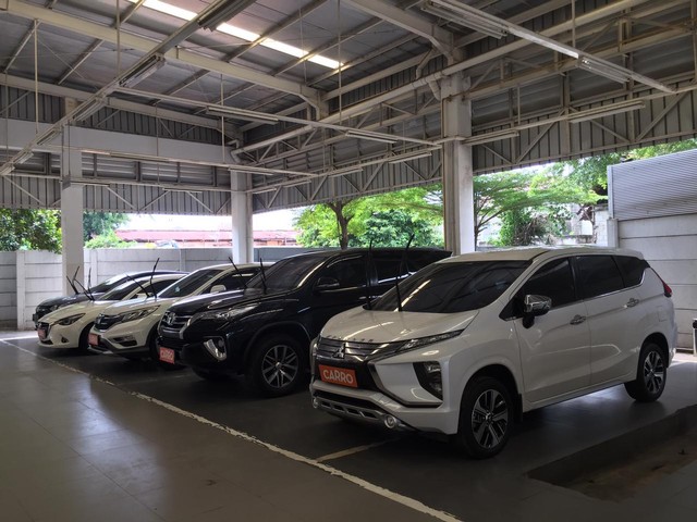 Tempat Jual Beli Mobil Bekas Carro Square. Foto: Muhammad Ikbal/kumparan