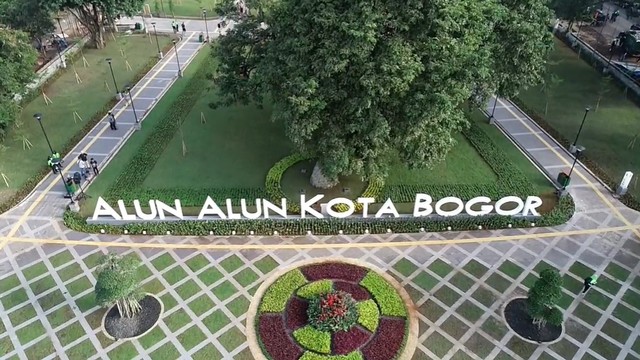 Cantiknya Alun-alun Kota Bogor yang baru diresmikan oleh Gubernur Jabar Ridwan Kamil dan Wali Kota Bogor Bima Arya. Foto: Pemkot Bogor
