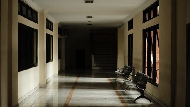 Photo by <a href="https://unsplash.com/@hdiatha