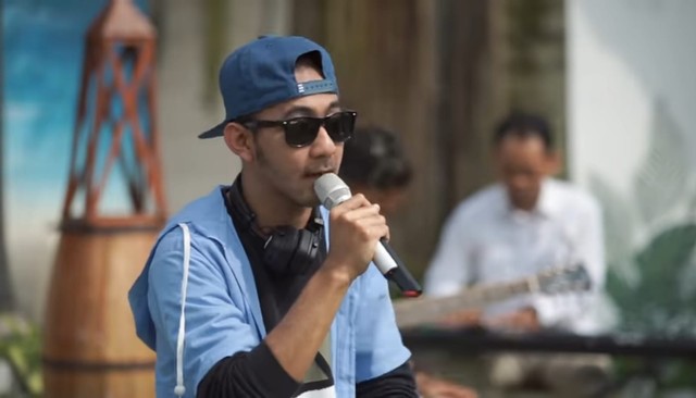 Penyanyi lagu Kelangan, Wandra. Foto: Youtube Musik Interactive