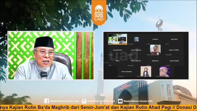 Ustaz Drs. H. Anhar Anshory, M.S.I., Ph.D., Kepala LPSI Universitas Ahmad Dahlan (UAD) sebagai pemateri di Kajian Rutin ba’da Maghrib Aqidah Akhlak (Foto: Didi)