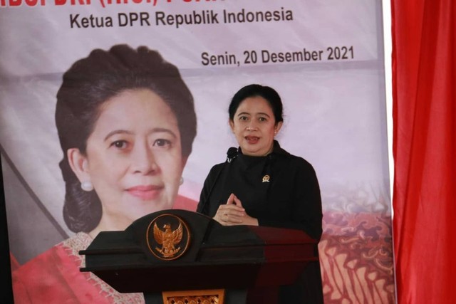 Puan Maharani saat meresmikan Jalan Dr Ir Soekarno, pada Senin (20/12/2021). Foto: dok