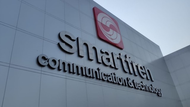 Smartfren adalah salah satu perusahaan penyedia layanan telekomunikasi di Indonesia. Foto: Kumparan.com